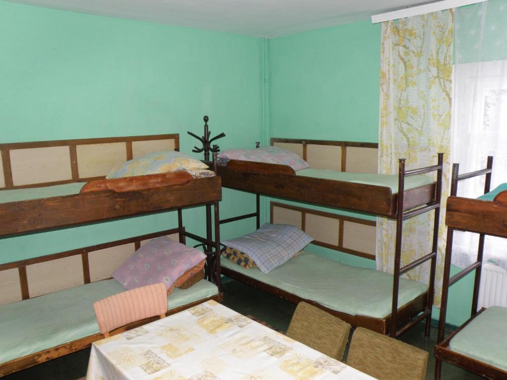 Hostel Szkolne Schronisko Mlodziezowe Zloty Widok Piechowice  Zimmer foto
