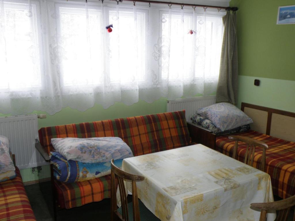 Hostel Szkolne Schronisko Mlodziezowe Zloty Widok Piechowice  Exterior foto