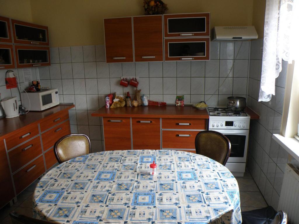 Hostel Szkolne Schronisko Mlodziezowe Zloty Widok Piechowice  Exterior foto