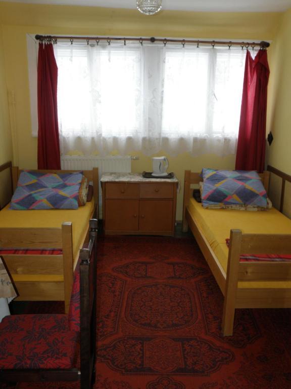 Hostel Szkolne Schronisko Mlodziezowe Zloty Widok Piechowice  Exterior foto